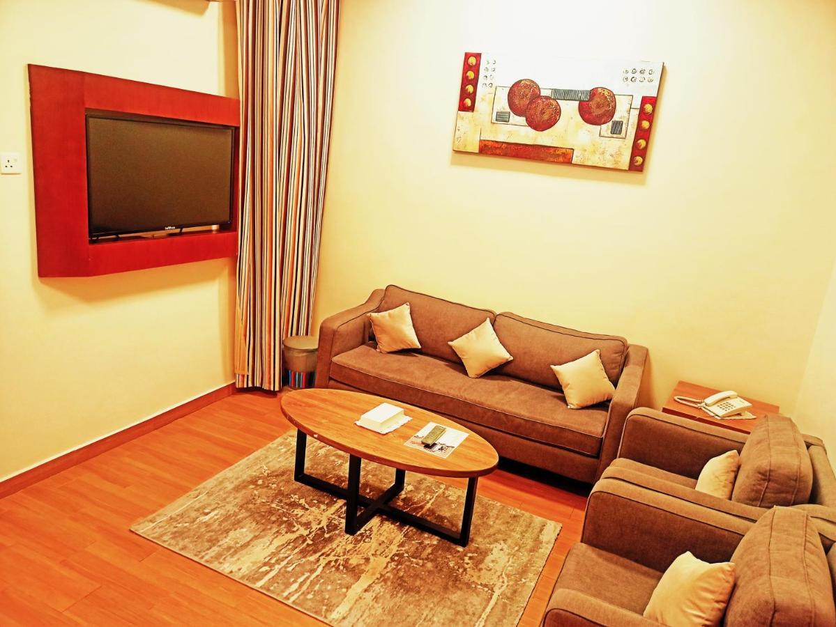 Aparthotel Taraf Yanbu 2 Extérieur photo